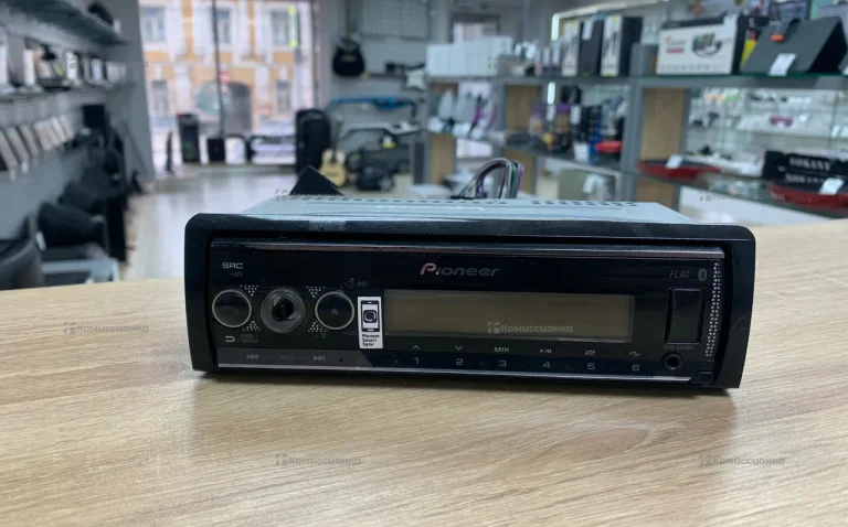 Автомагнитола  pioneer MVH-S510BT
