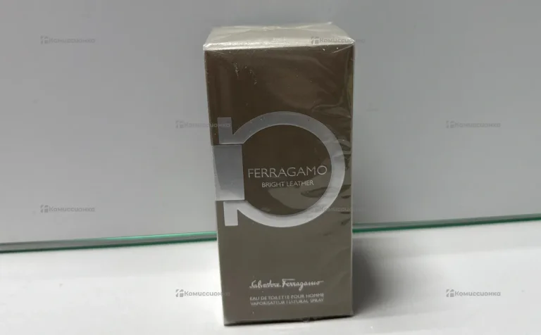 Бутылочка Ferragamo bright leather 100ml