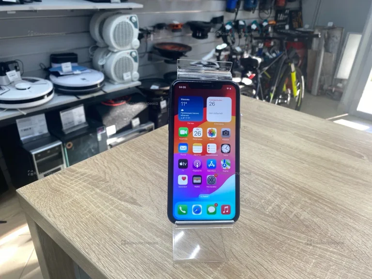 Apple iPhone 11 4/128 ГБ