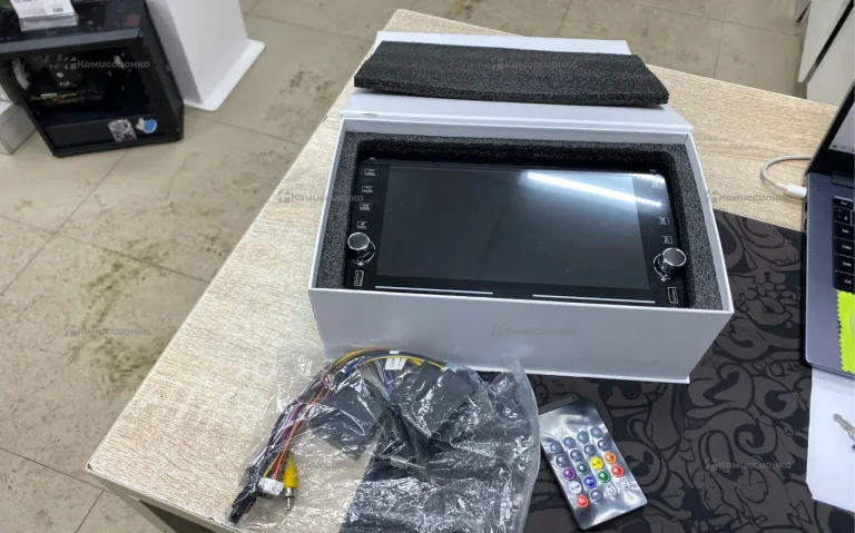 Автомагнитола  Android J4+64