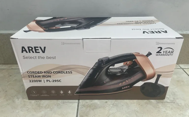 Утюг AREV PL-295C