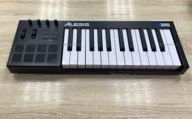 Купить Медиа-клавиатура Alesis V25 б/у , в Магнитогорск Цена:3900рублей
