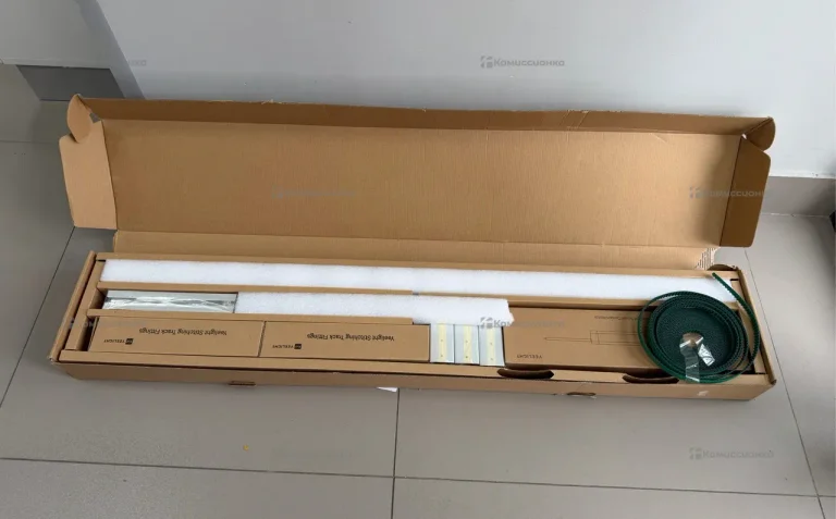 Yeelight Smart Curtain Motor &amp; Stitching Track Ум