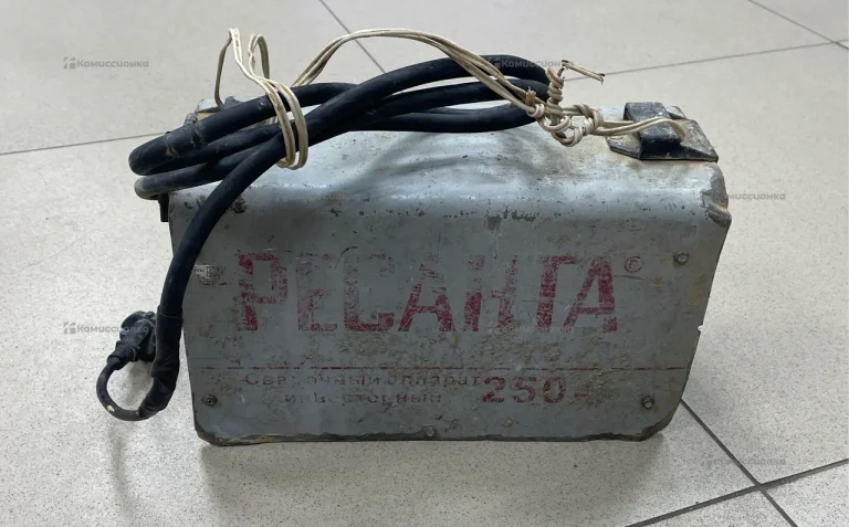 Сварочный аппарат Ресанта САИ 250А