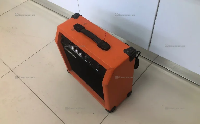 Комбо-Усилитель Bosstone GA-15