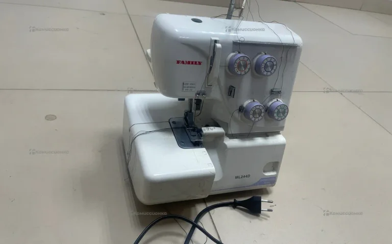 Оверлок family ml244d