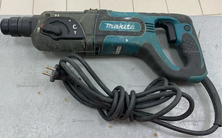 Перфоратор Makita HR 2475