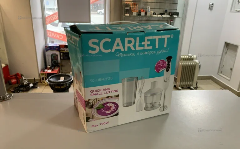 Блендер Scarlett SC-HB42F28