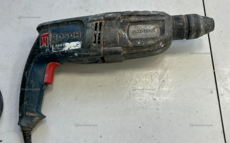 Перфоратор Bosch  П-32-1000К