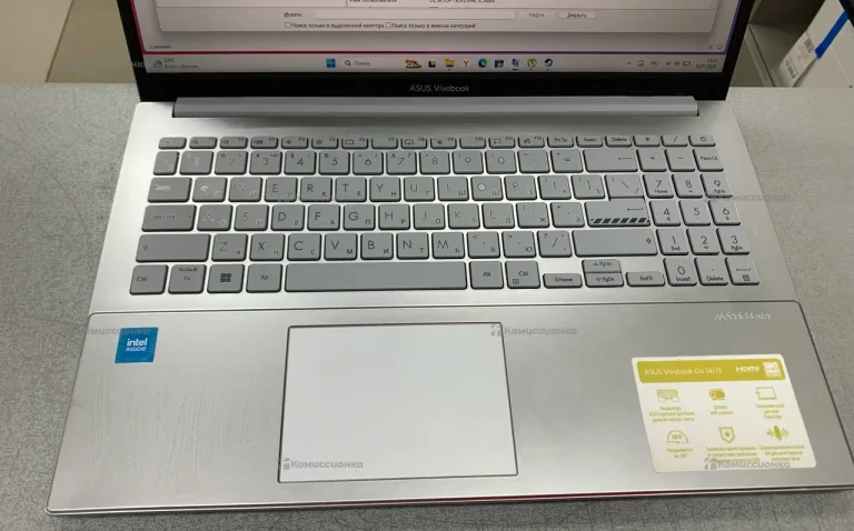 Ноутбук  Asus E1504