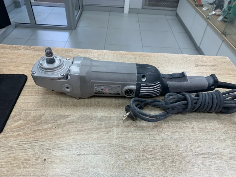 Полировальная машина Интерскол УПМ-180/1300Э