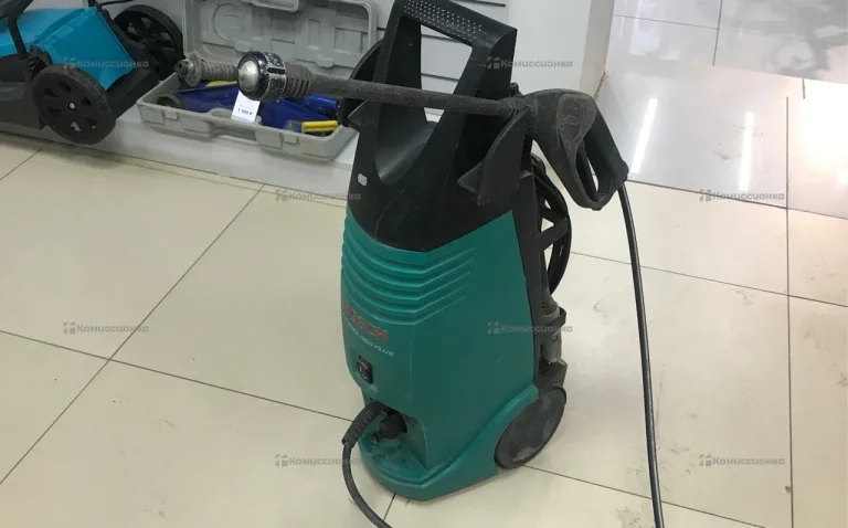 Мойка высокого давления Bosch Aquatak 1200 Plus