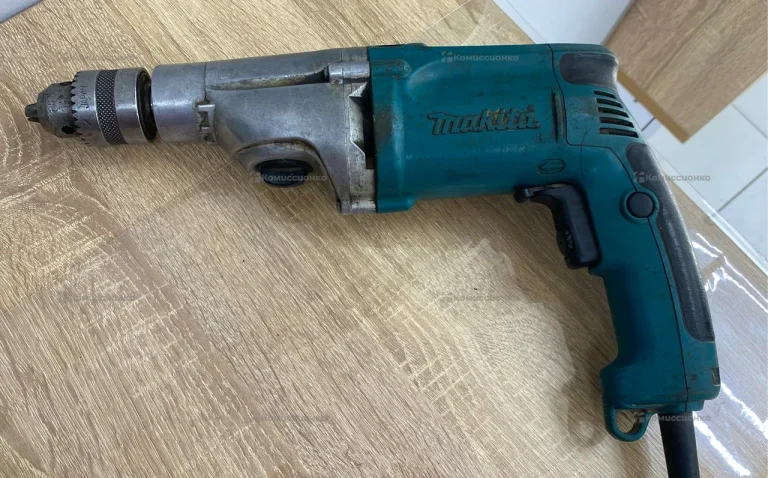 Дрель Makita HP 2070