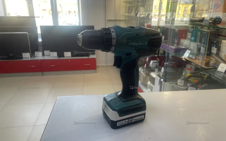 Шуруповерт Makita DF347D