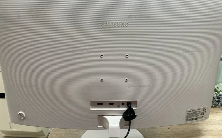 Монитор Samsung C32F391FWI