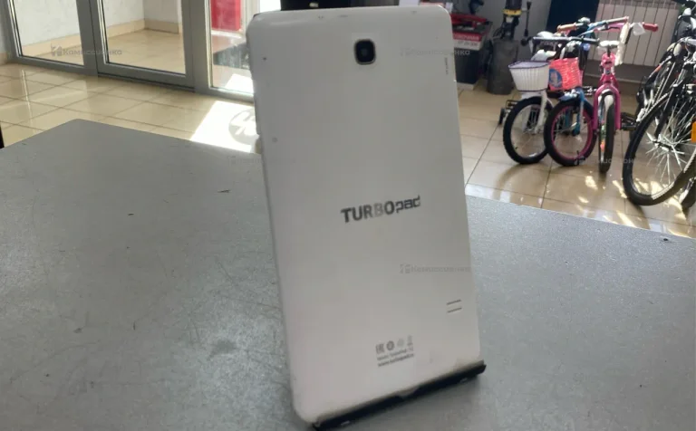 Планшет TurboPad 712