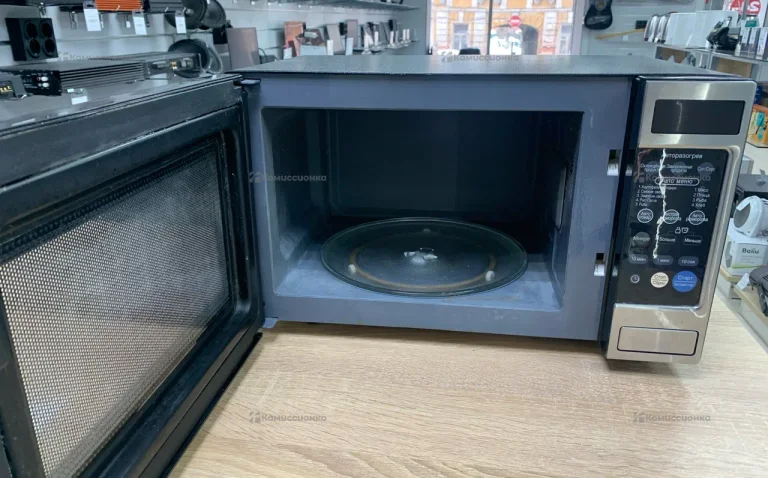 Микроволновая печь LG MS-2068ZL