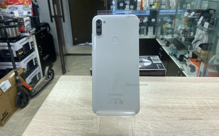 Samsung Galaxy A11 2/32 ГБ
