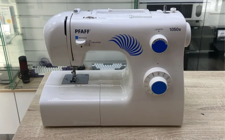 Швейная машина  pfaf 1050s