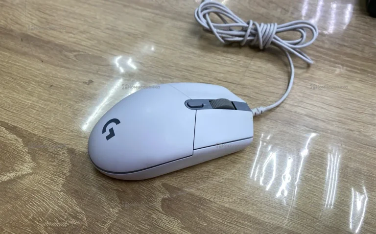 Мышь Logitech g102