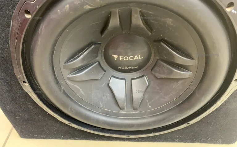 Сабвуфер  Focal 1600