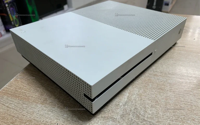 Приставка Xbox One S 500gb