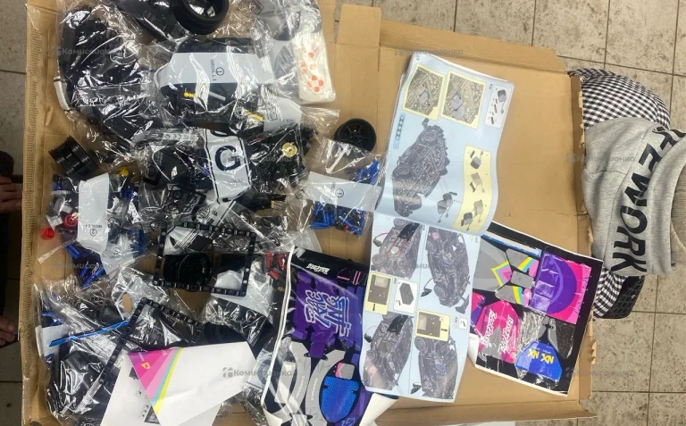 Конструктор, машина на радиоуправлении