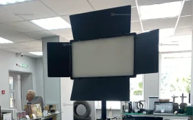 Купить Осветитель led lighting kit pro 800 с штативом б/у , в Красноярск Цена:4990рублей