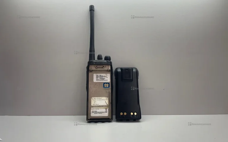 Профессиональная портативная радиостанция Motorola