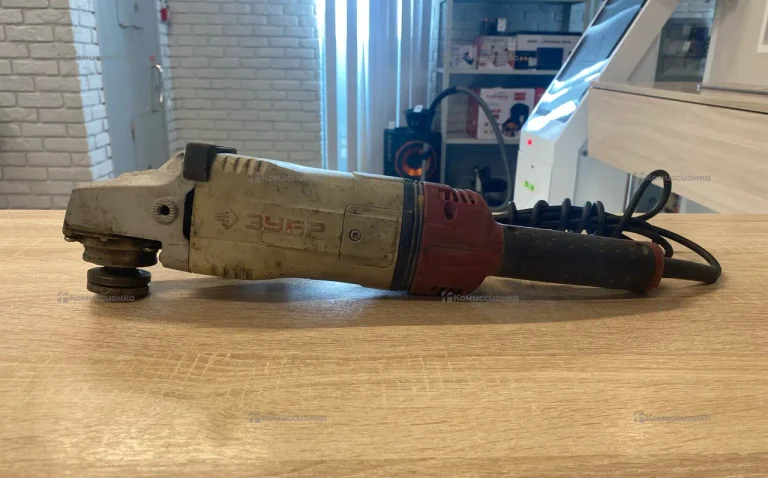 Углошлифовальная машина ЗУБР ЗУШМ-150-1400