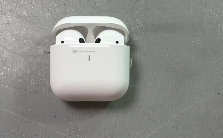 Наушники  белые