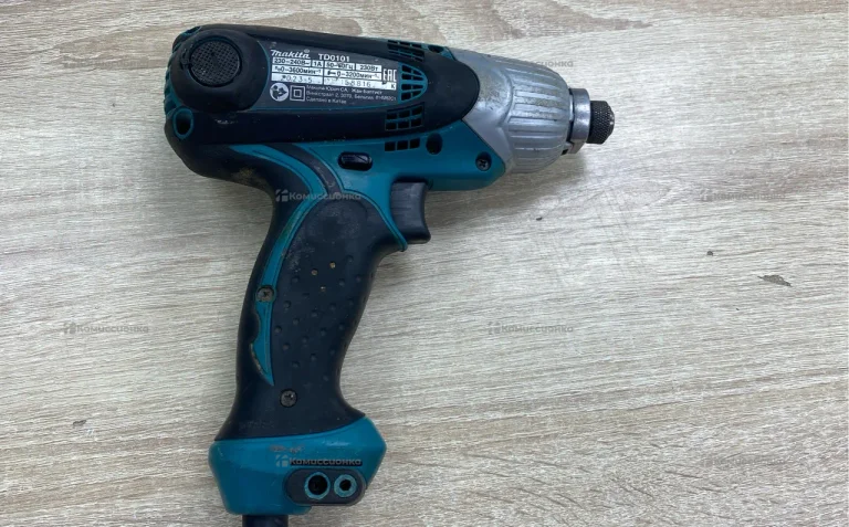 Шуруповерт ударный Makita TD0101