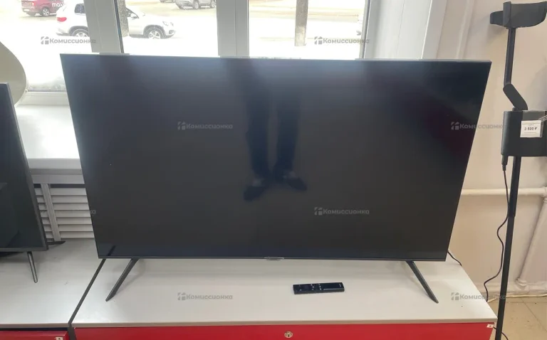 Телевизор Samsung ue50au7160uxru