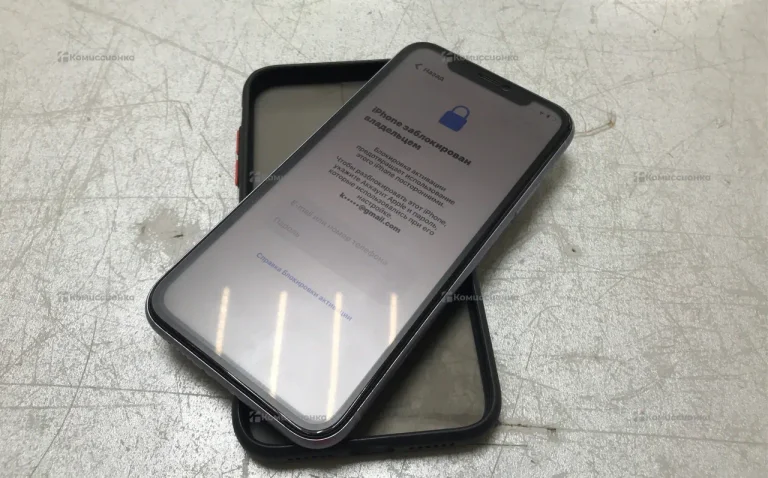 Apple iPhone 11 4/128 ГБ