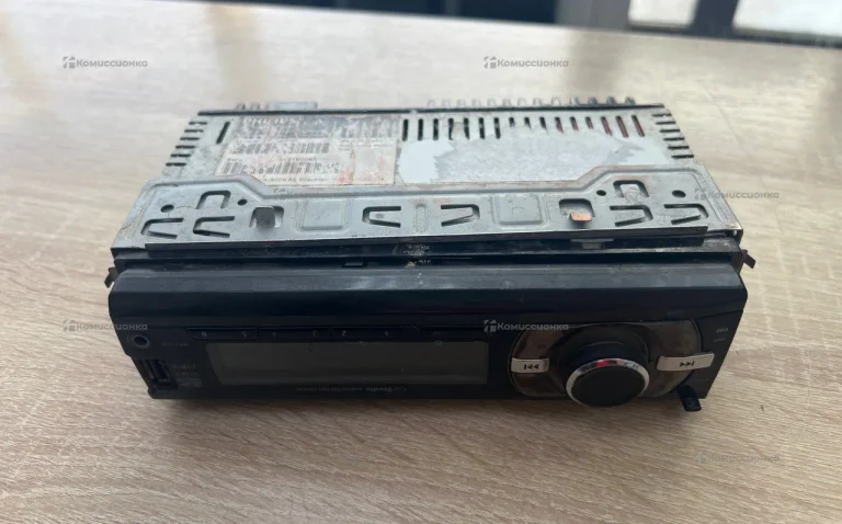 Автомагнитола  Philips ce133g51