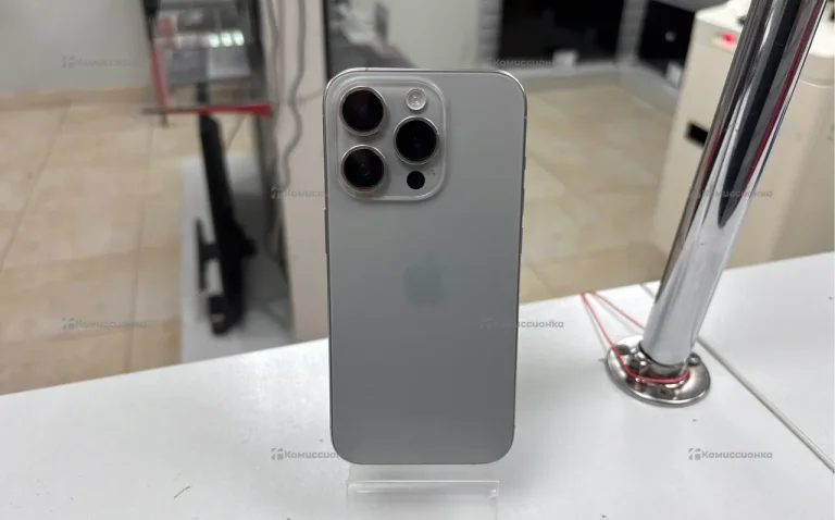 Apple iPhone 15 Pro 8/128 ГБ