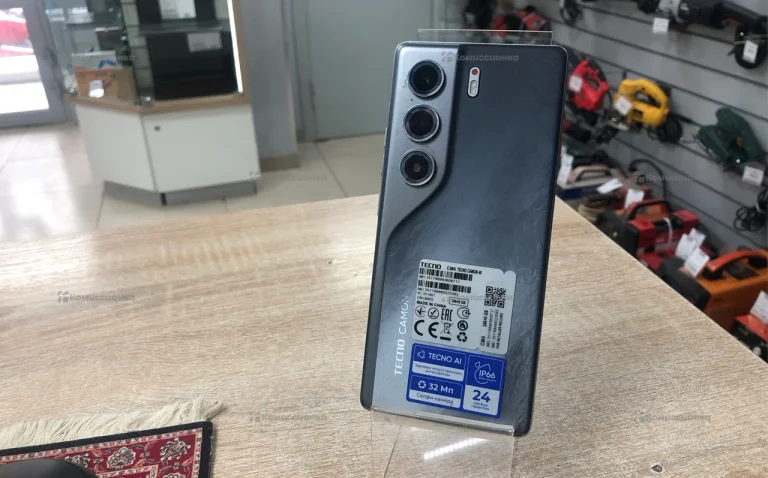 Tecno Camon 40 8/256 ГБ