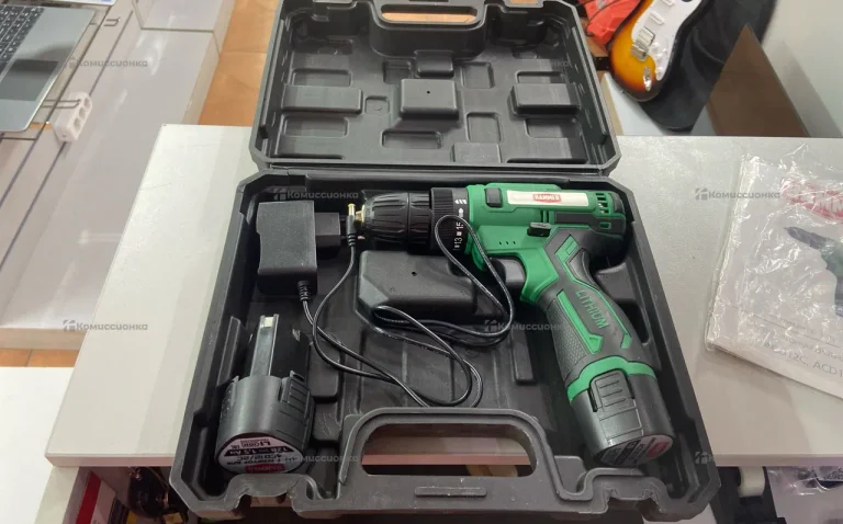 Шуруповерт Hammer ACD12CS