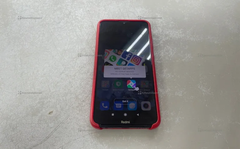 Xiaomi Redmi 8 3/32 ГБ