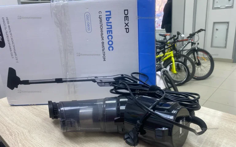 Пылесос Dexp DCD-D600