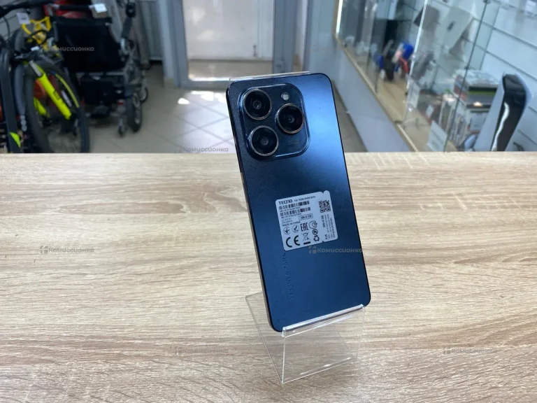 Tecno Spark 20 Pro 8/256 ГБ