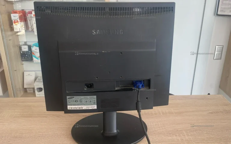Монитор Samsung E1920NR