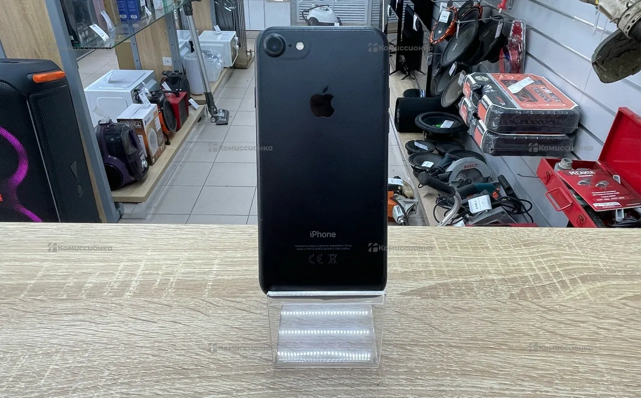 Купить Apple iPhone 7 2/32 ГБ б/у арт. 2021701075973-1 в Энгельсе