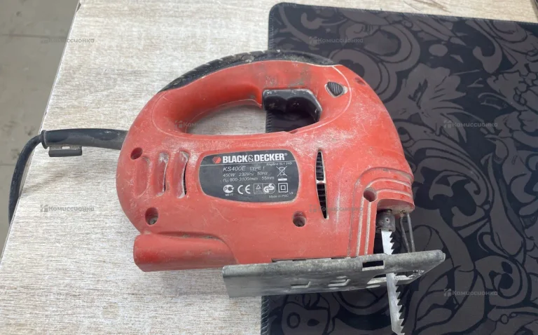 Лобзик Black+decker KS400E ---