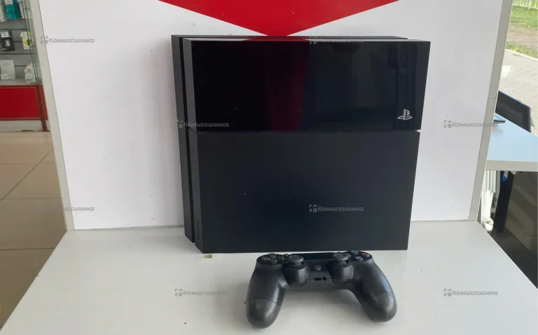 Приставка Sony PS4 Fat 500Gb