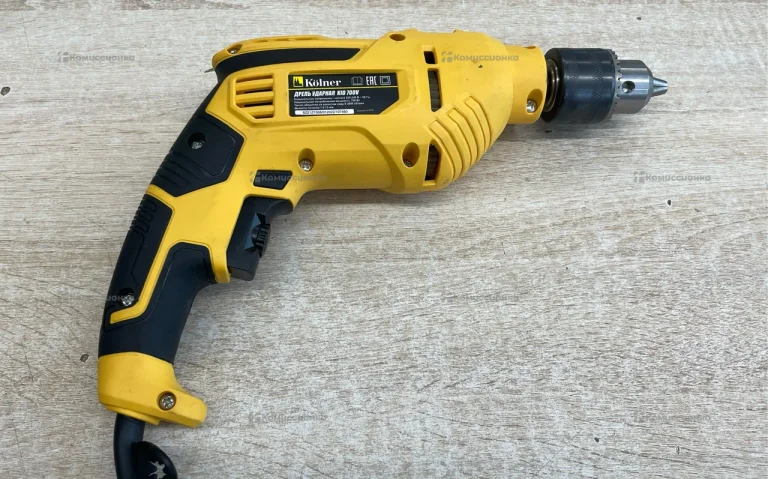 Дрель Kolner KID 700V