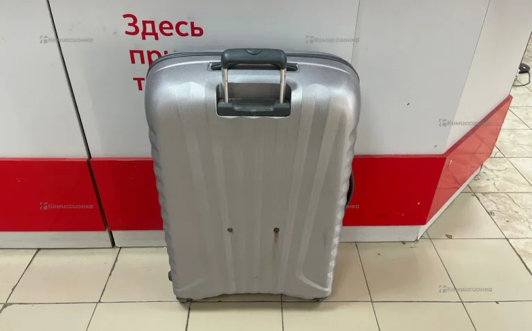 Чемодан Rocanto
