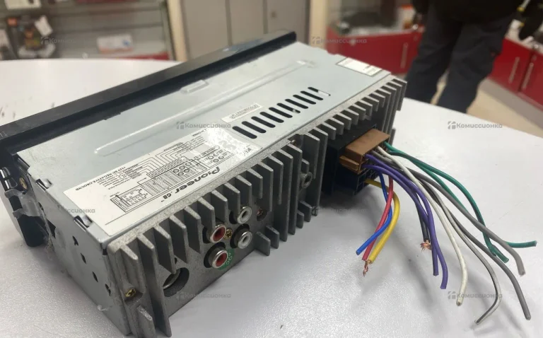 Автомагнитола  pioneer