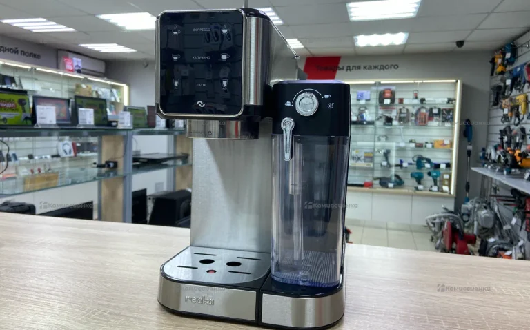 Кофеварка рожковая Reoka RKEM-500