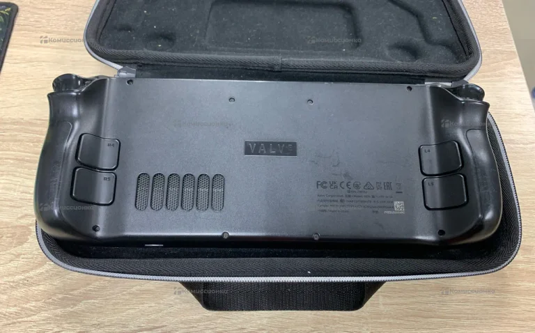Приставка steam deck oled 512.